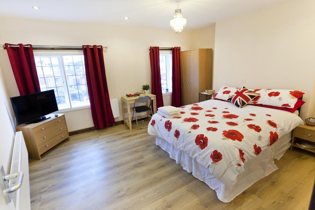 Victoria Centre Apartments In The Victoria Centre Shopping Centre - Nottingham City Centre - 24 Hour Access - Most Central Location, Kitchen - Sunday Check-Out 1Pm - Opposite Hilton By Restaurants & Shops - Outdoor Parking Cars Or Vans Five Pounds A Zimmer foto