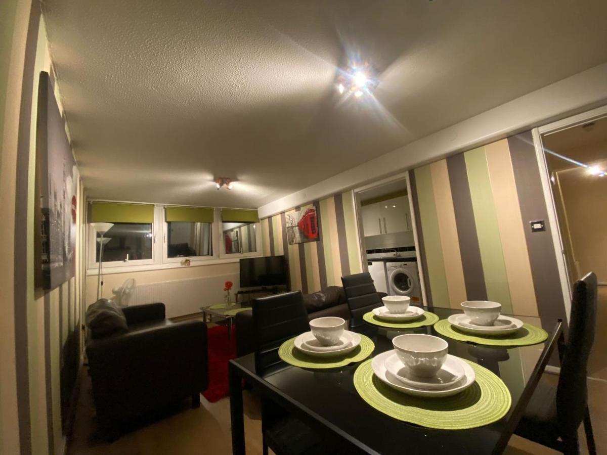 Victoria Centre Apartments In The Victoria Centre Shopping Centre - Nottingham City Centre - 24 Hour Access - Most Central Location, Kitchen - Sunday Check-Out 1Pm - Opposite Hilton By Restaurants & Shops - Outdoor Parking Cars Or Vans Five Pounds A Exterior foto